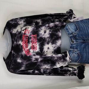 🌟NWT UGA Tie-dye Long Sleeve Crop Top🌟